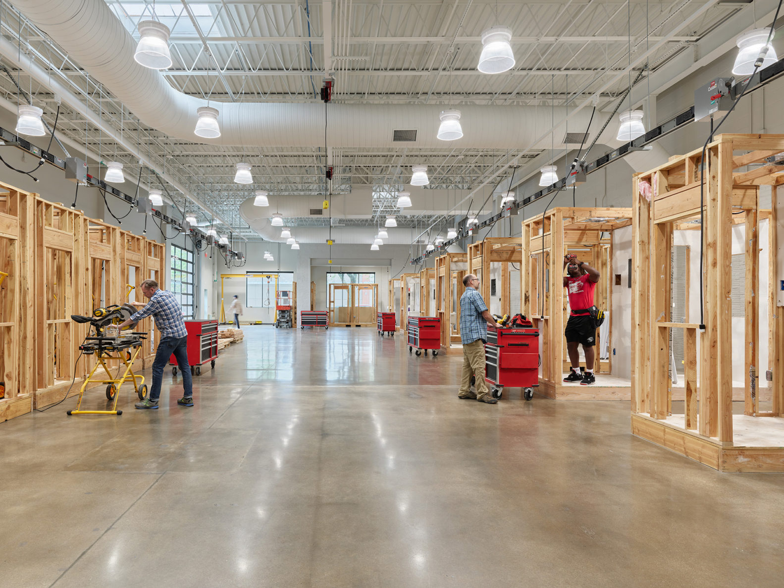 McCownGordon Construction completed renovations at Metropolitan Community's College Advanced Manufacturing Institute