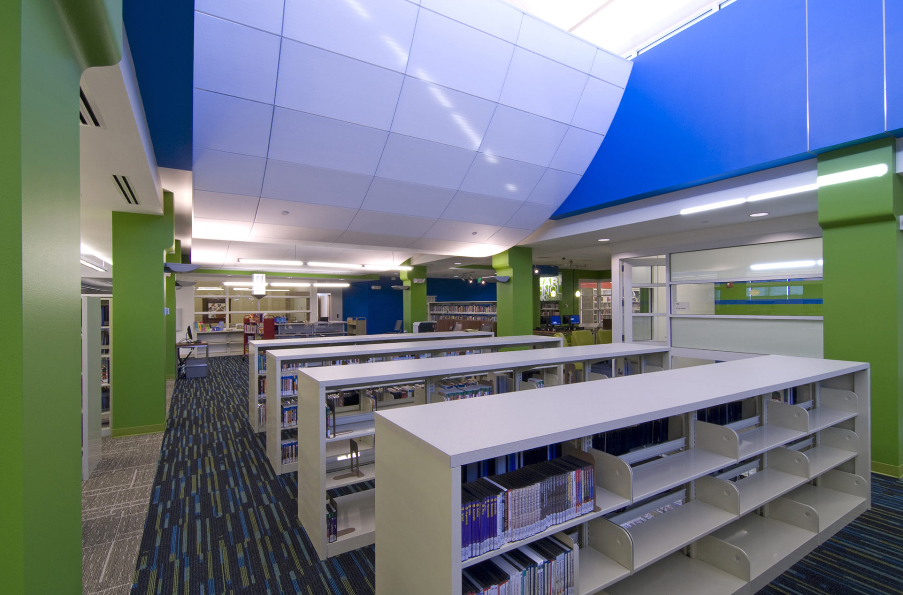 Leawood Pioneer Library