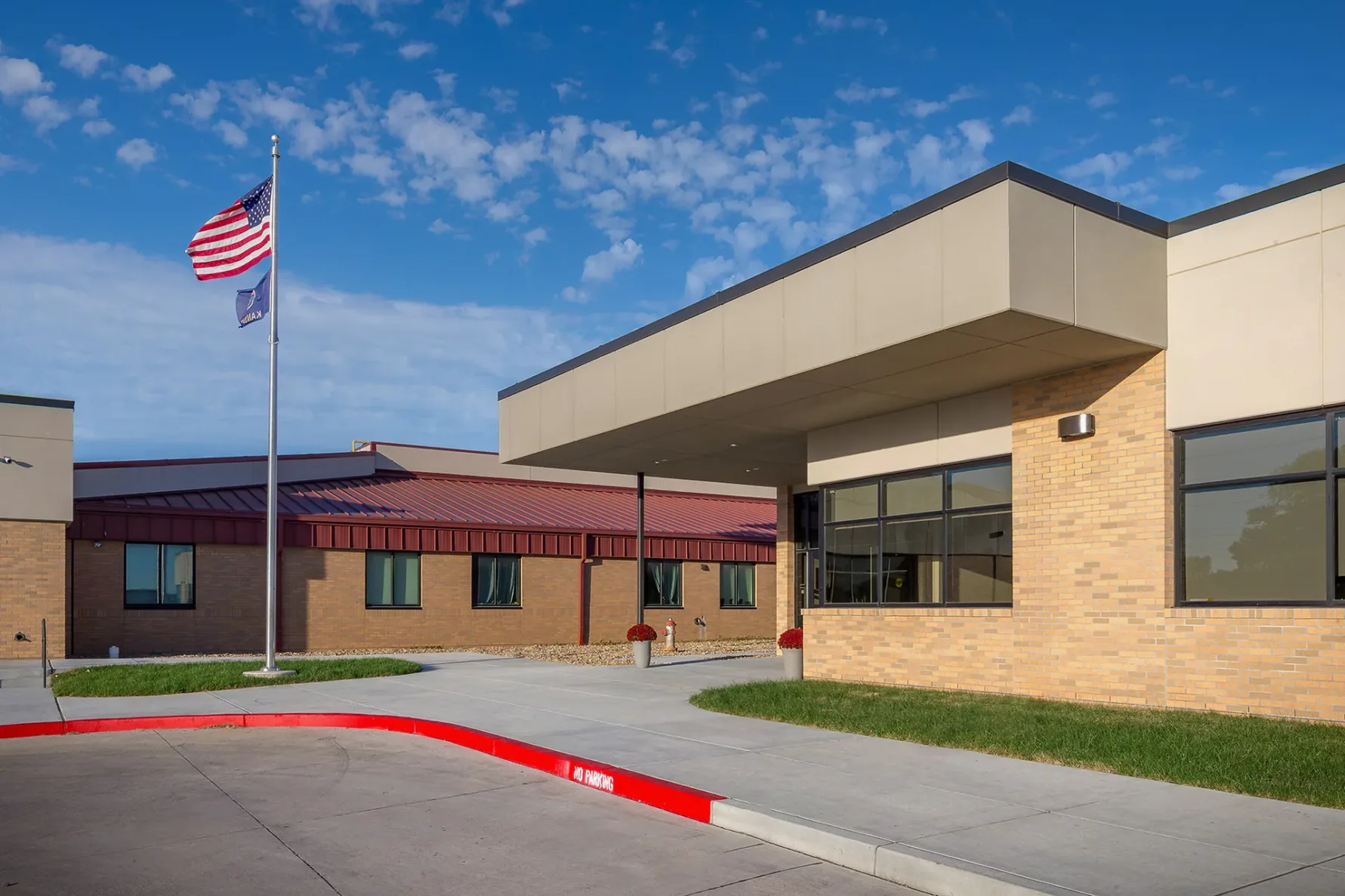 Exterior shot of Emporia Middle School renovated by McCownGordon Construction.